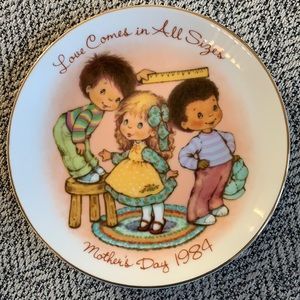 Avon 1984 Mother’s Day Plate